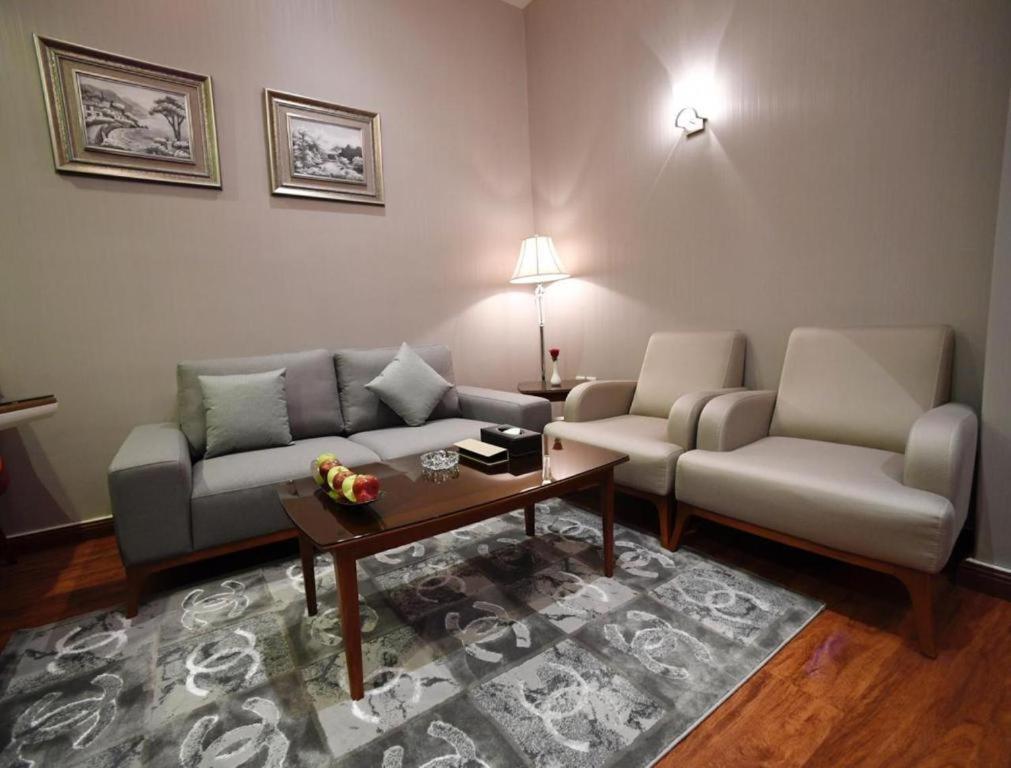 Celine Home Serviced Apartment Al Malqa 리야드 외부 사진